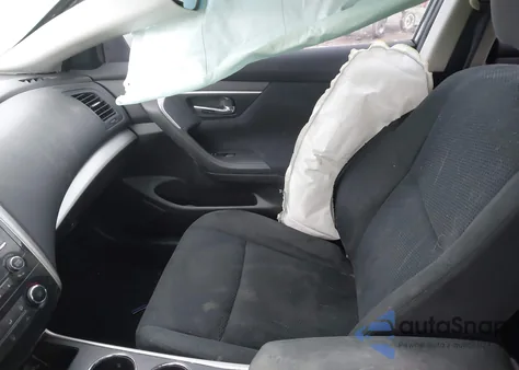 2015 Nissan Altima 2.5 S из США, поврежденный, VIN 1N4AL3AP0FN355986